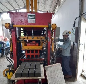 PLN Manfaatkan 3,4 Juta Ton Abu Batu Bara untuk Infrastruktur