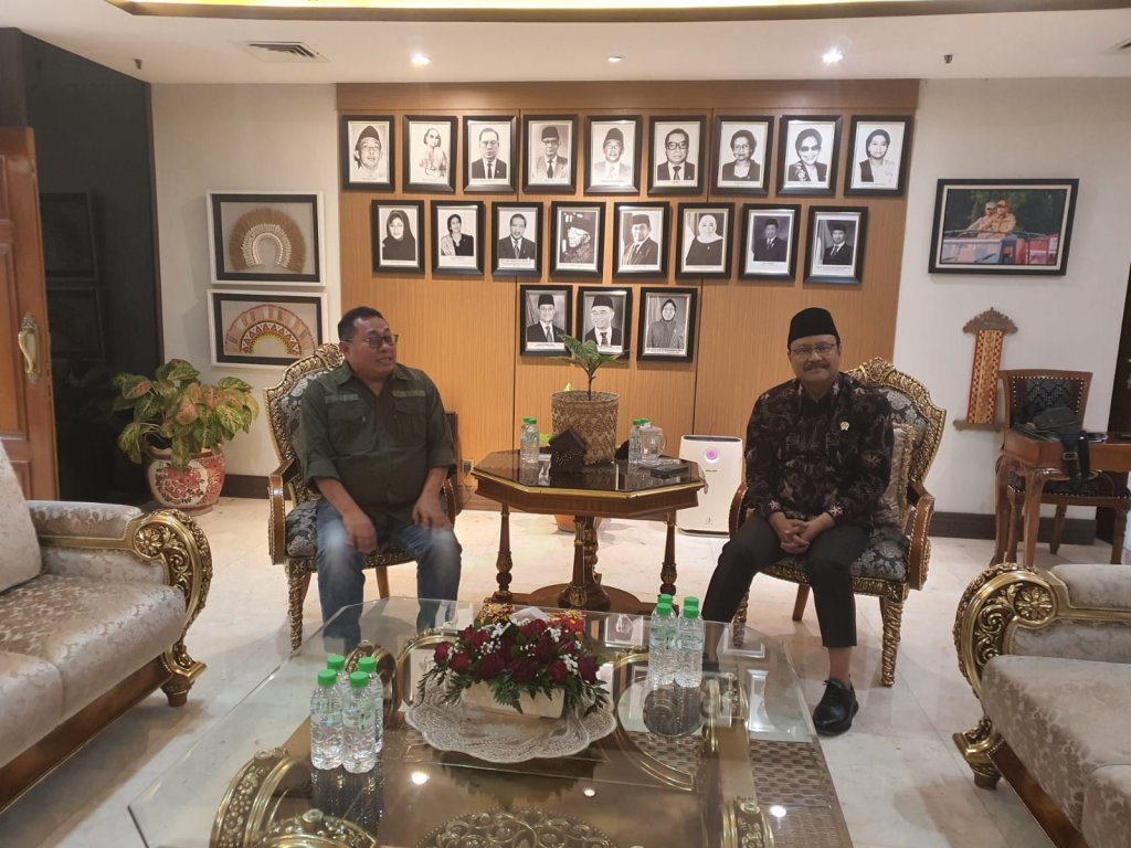 Mensos Siap Bersinergi dengan SMSI Peringati HPN 2025