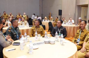 Ketua DPRD Kota Prabumulih bersama Walikota Prabumulih,  Menghadiri Rakor FORKOPIMDA Se-Sumatera Selatan