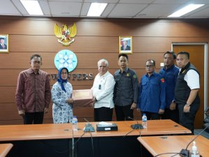 Dewan Pers dan Kejagung Bertamu, Berkas Kasus Tian Bahtiar Diserahkan
