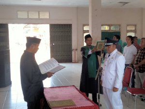 Kepala Desa Makartitama Resmi Dilantik, Ini Pesan Bupati OKU