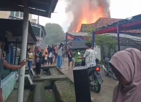 Satu Unit Rumah Terkabar di Desa Sindang Marga, Ini Himbauan Kasat Pol PP Muba