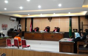Kuasa Hukum Keberatan Atas Putusan Mejelis Hakim Kepada Dewa Thomas