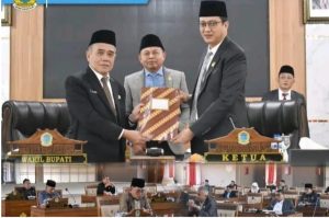 Ketua DPRD Ogan Ilir Didampingi Wakil Ketua II Buka Sidang Paripurna Ke – XIV Masa Sidang Ke III