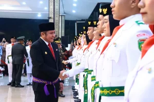 Gubernur Sumatera Selatan Kukuhkan 50 Anggota Paskibraka Sumsel Tahun 2025
