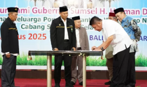 Herman Deru Dorong Alumni Pesantren Aktif Bangun Karakter Generasi Muda