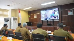 Sekda Kota Prabumulih Mengikuti Sosialisasi dan FGD Penyelesaian Kerugian Negara Secara Virtual