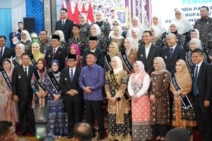 Resmi Dikukuhkan Jadi Bunda PAUD, Ny Dwi Septaria Asgianto Siap Wujudkan Generasi Cerdas dan Berkarakter
