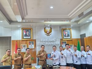 Kalapas Muara Enim Auliya Zulfahmi Pimpin Rapat Penguatan Internal kepada Jajaran