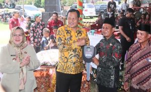 Bunga Desa di Sumaja Makmur: Pemerintah Turun, Aspirasi Tersalurkan