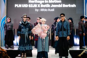 PLN UID S2JB Hadirkan “Heritage in Motion” di Fashion Dignity 2025, Angkat Warisan Budaya Jambi ke Panggung Modern