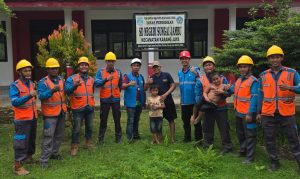 PLN Hadirkan Terang untuk Pendidikan Pelosok, SD Negeri Sungai Jambu Kini Nikmati Listrik Tenaga Surya