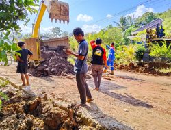 Masyarakat 5 Desa di Peninjauan Swadaya Perbaiki Jalan Rusak