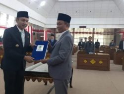 DPRD Ogan Ilir Sahkan Raperda Inisiatif dalam Paripurna XXIX