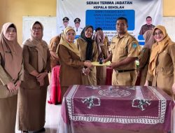 Serah Terima Jabatan Kepala SDN 17 Tanjung Batu Berlangsung Khidmat di SMPN 01 Tanjung Batu