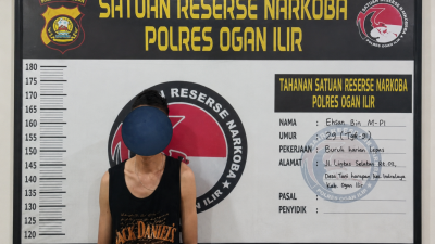 Gerebek Rumah di Pemulutan, Satresnarkoba Polres OI Amankan Pengedar Shabu Beserta 17 Paket Narkoba
