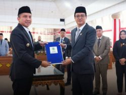 Bupati Ogan Ilir Hadiri Paripurna DPRD, Raperda Resmi Disetujui Bersama