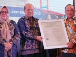 Muara Enim Terima Sertifikat Hak Kekayaan Intelektual Lagu Kebile-bile, Mutik Tihau, Sayur Bawak Gulai dan Motif Batik Petule
